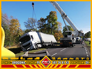 Holownik samochodów ciężarowych Płońsk - wyciąganie samochodów ciężarowych i autobusów na terenie Płońska, ciechanowa, Sochaczedwa i okolic